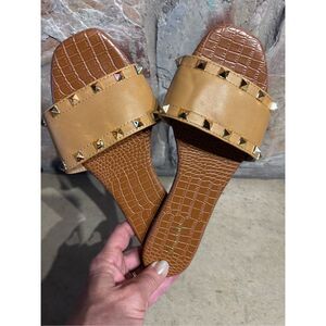 Pink Lily Studded Slides Sandals Tan Brown Square Open Toe Women's US 8.5 EUC